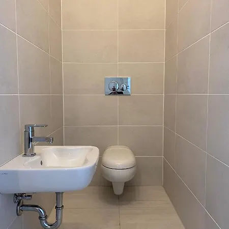 Apartamento & Familienwohnung Mit Hotelanbindung Pörtschach am Wörthersee