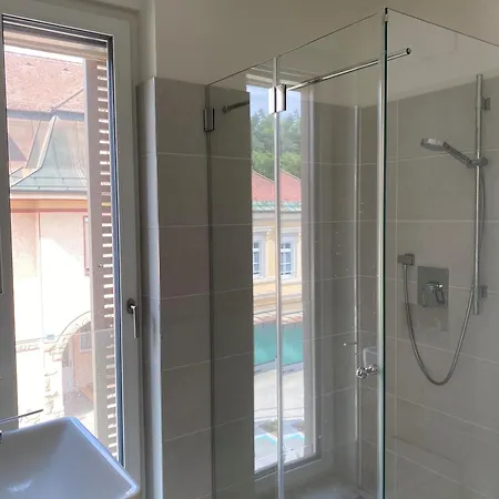 & Familienwohnung Mit Hotelanbindung *